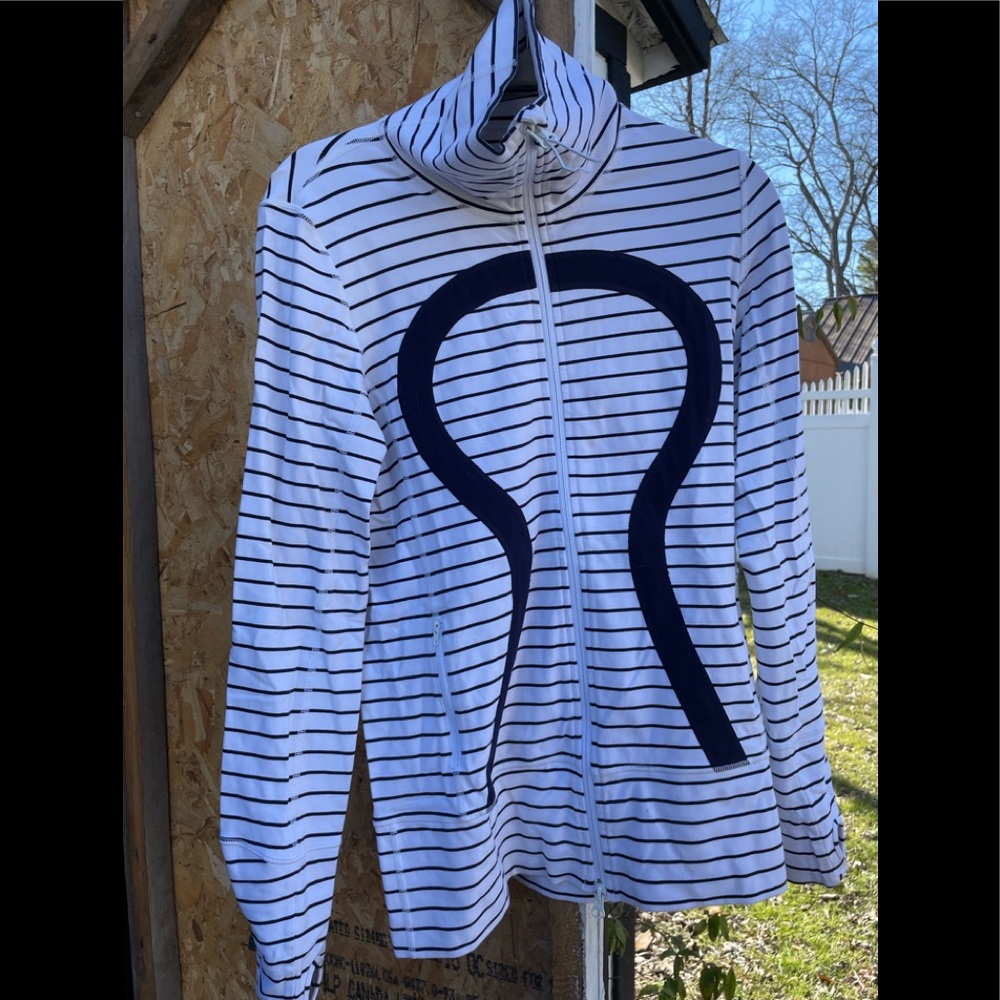 LULULEMON athletic jacket